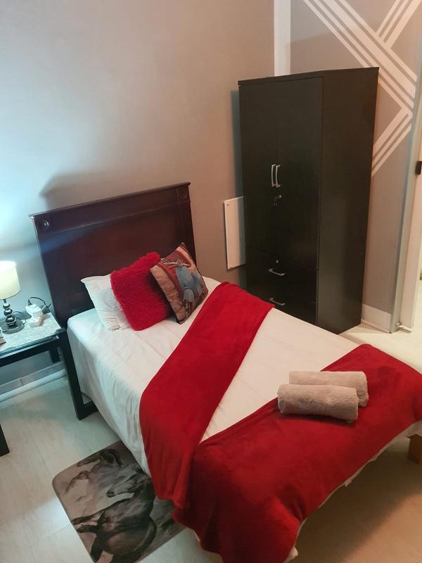 5 Bedroom Property for Sale in Parow North Western Cape